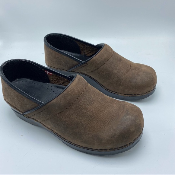 Sanita Brown Leather Clog Lisbeth Nursing Professional Slip On Size 40 - Picture 1 of 15